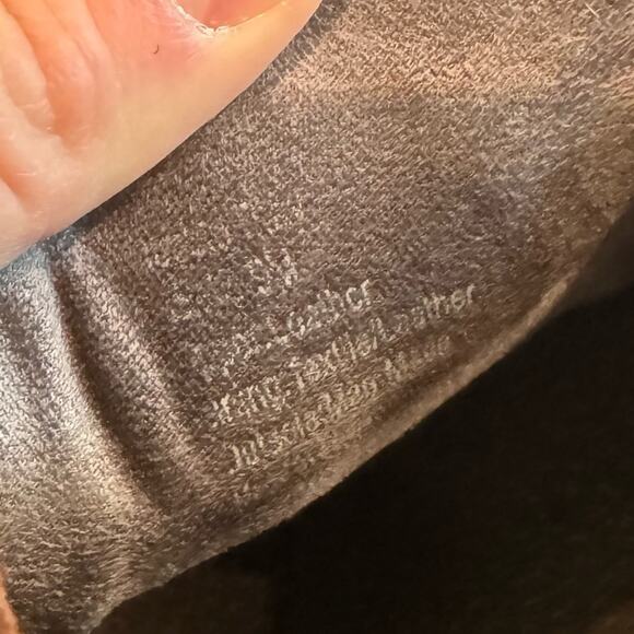 Kenneth Cole Men’s Distressed Brown Leather Slip-On Casual Shoes, Size 9 - Picture 5 of 6